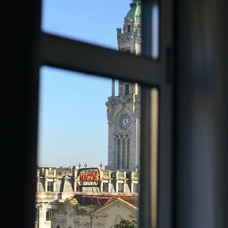 Downtown Spot - 2 Bedroom *